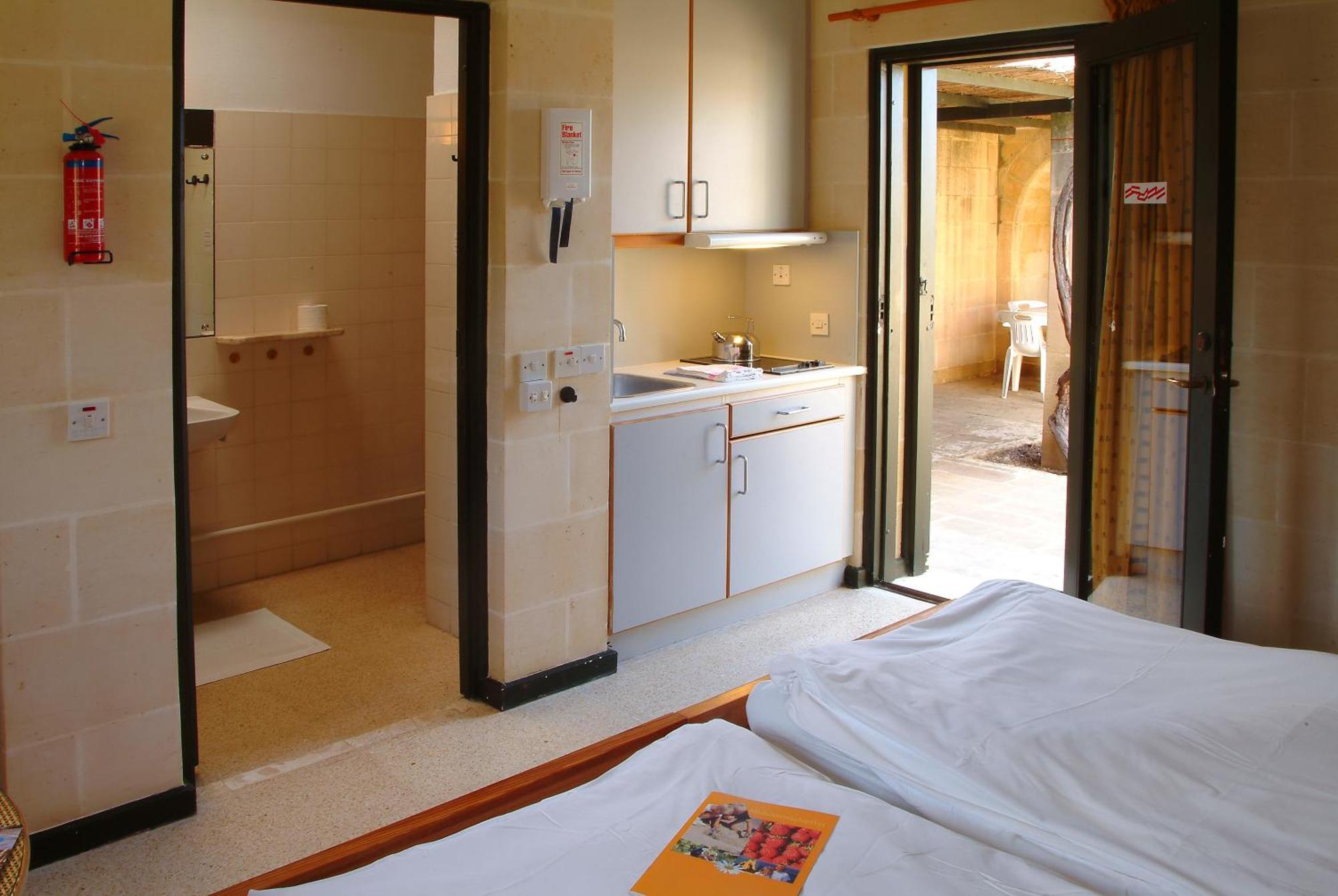 Mellieha Holiday Centre Стая снимка