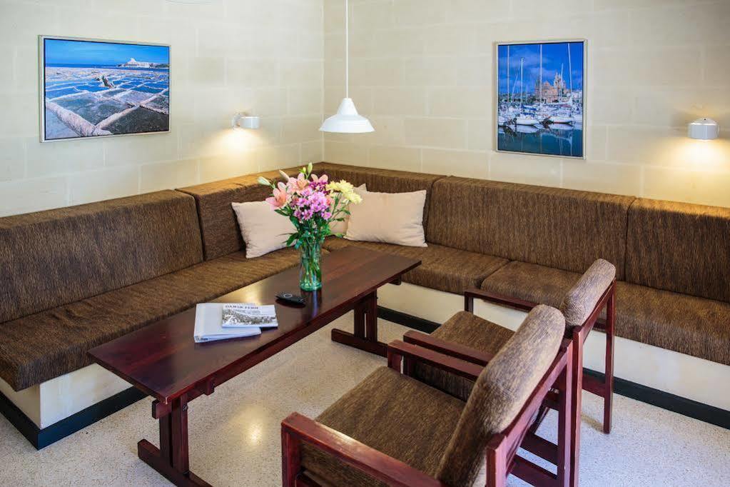 Mellieha Holiday Centre Екстериор снимка