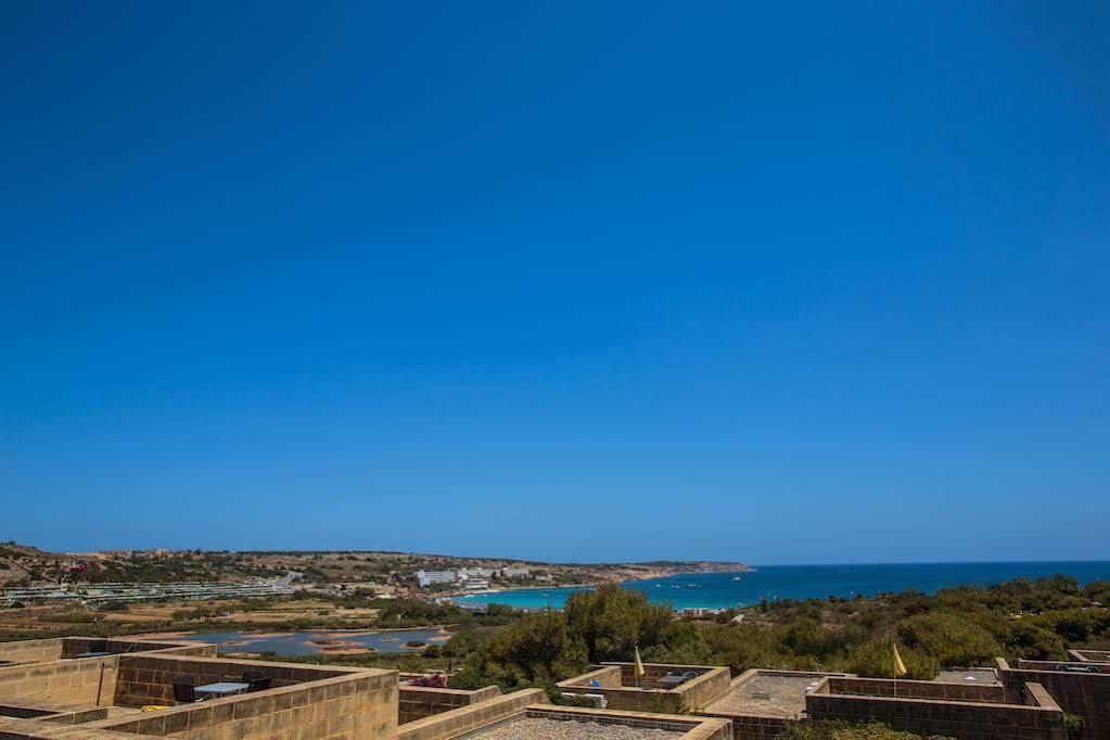 Mellieha Holiday Centre Екстериор снимка