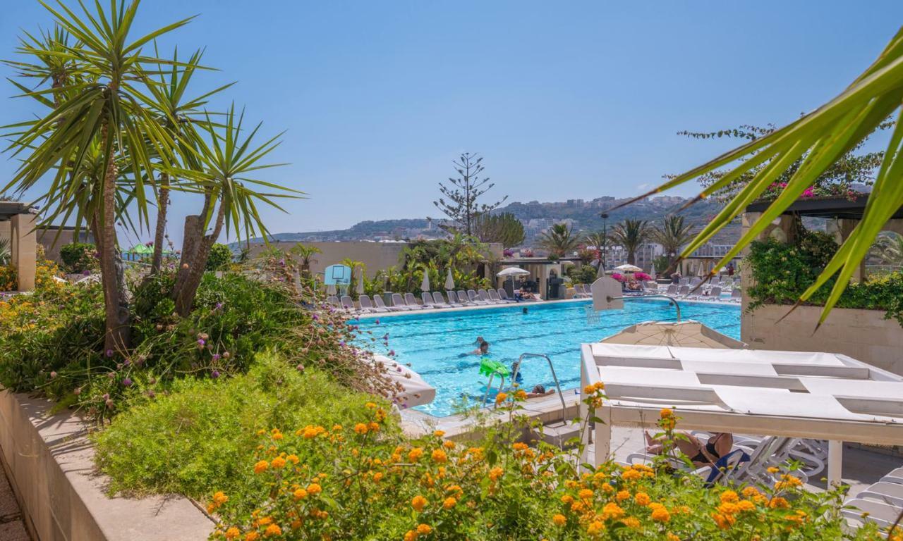 Mellieha Holiday Centre Екстериор снимка
