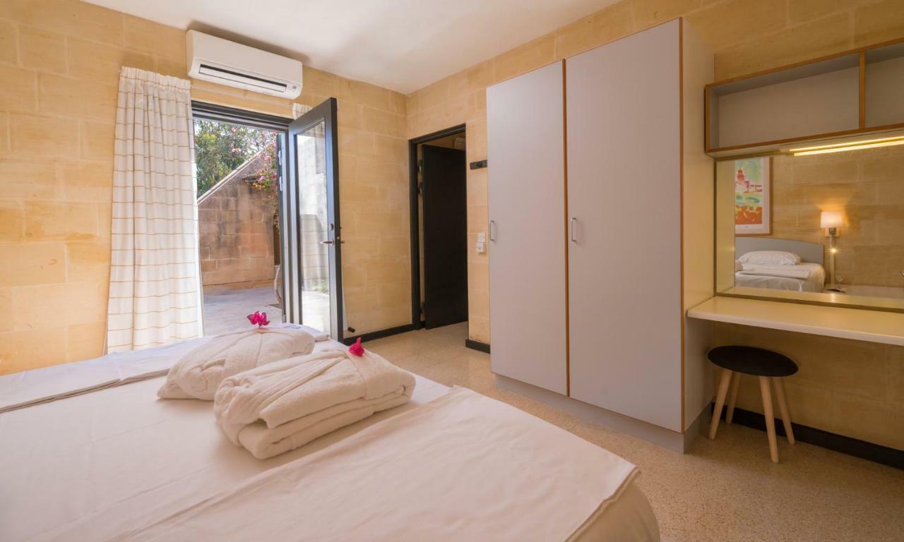 Mellieha Holiday Centre Екстериор снимка