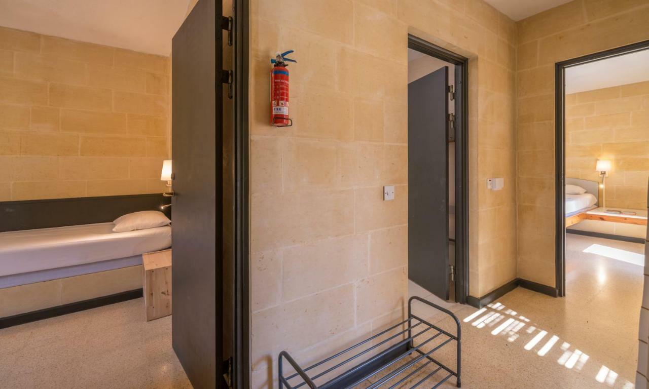 Mellieha Holiday Centre Екстериор снимка