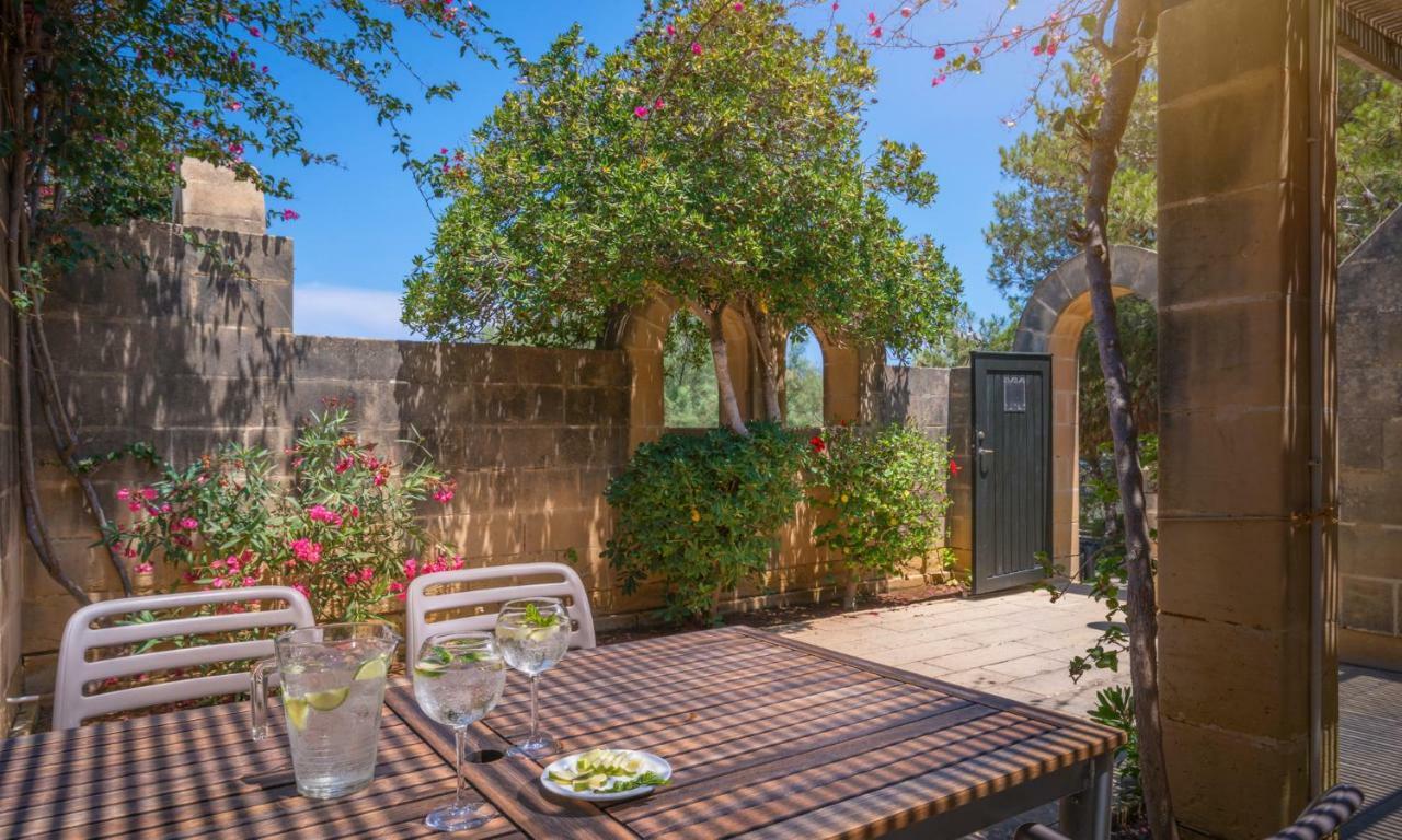 Mellieha Holiday Centre Екстериор снимка