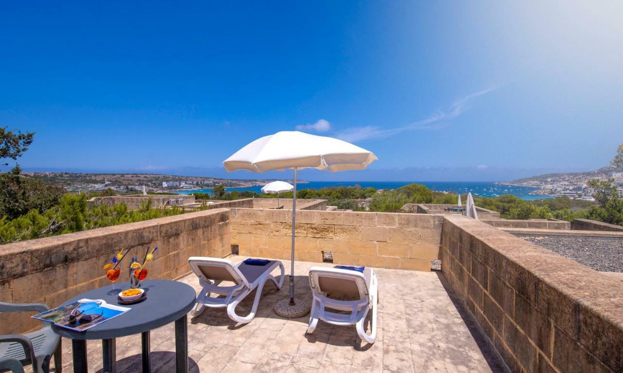Mellieha Holiday Centre Екстериор снимка