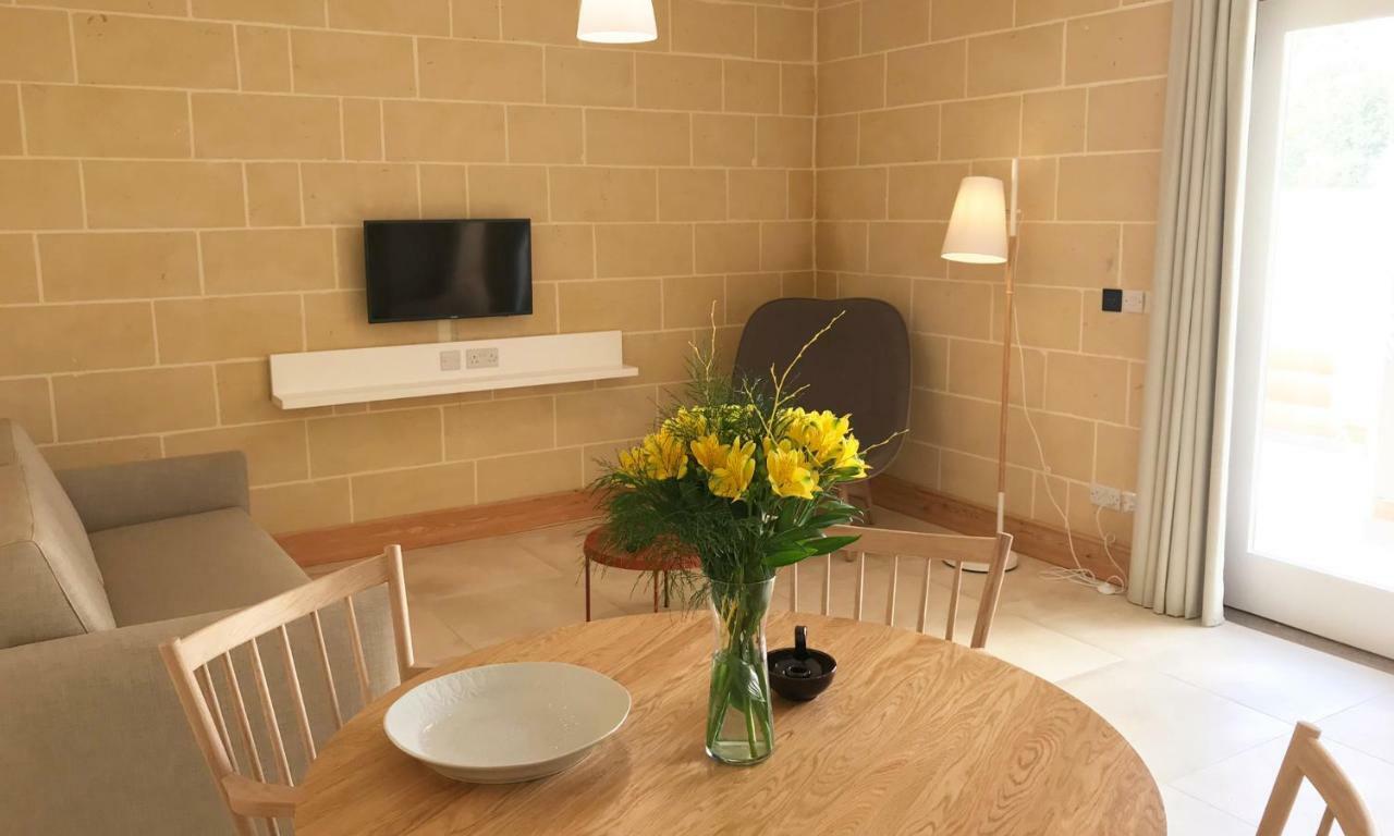 Mellieha Holiday Centre Екстериор снимка
